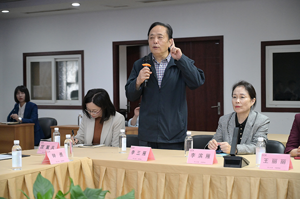 1697679982839225.jpg 幼4锦城李三雁院长.jpg